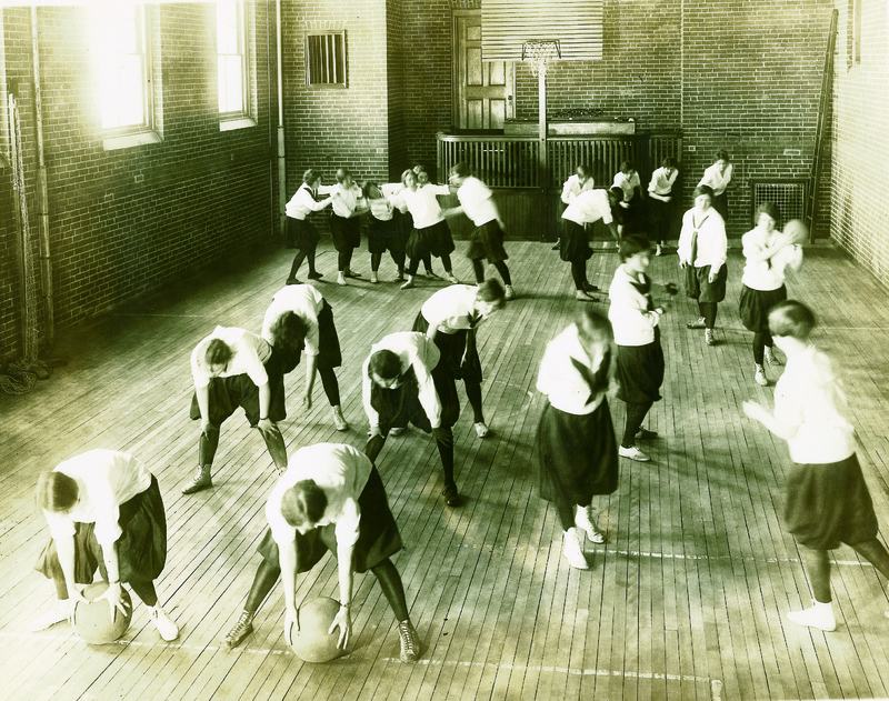 Students gym class.jpg