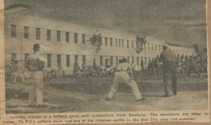 Softball_FCI_BHC_1943.png