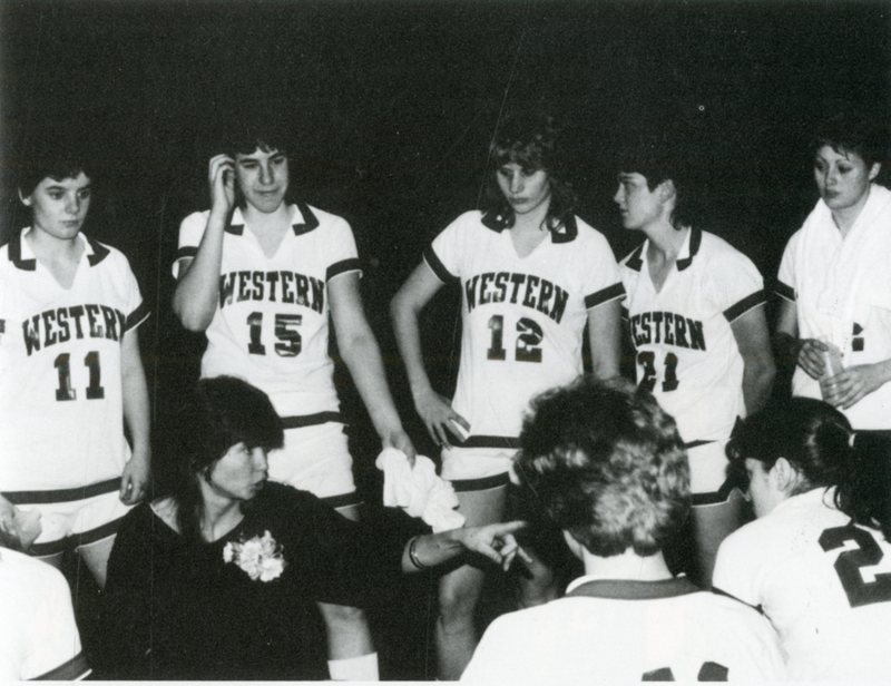 yearbook1985_womensBasketball_001.jpg