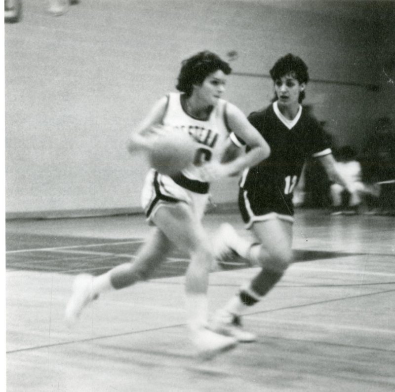 yearbook1986_womensBasketball_005.jpg