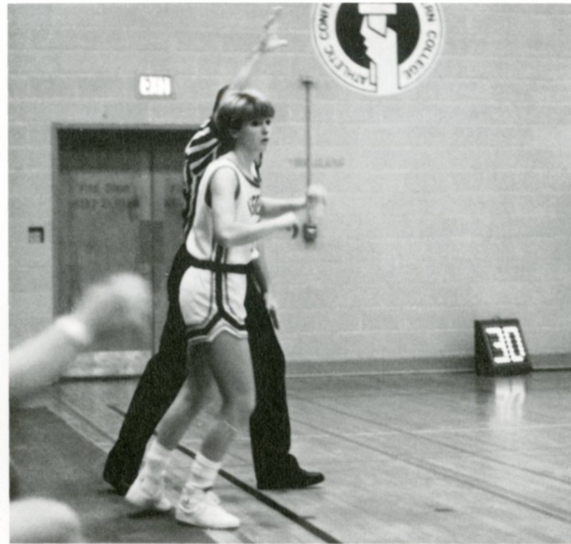 yearbook1986_womensBasketball_006.jpg