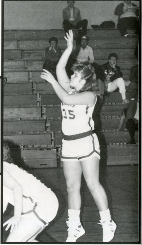 yearbook1988_womensBasketball_002.jpg