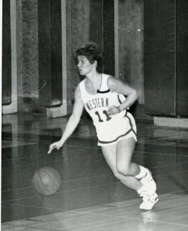 yearbook1989_womensBasketball_004.jpg