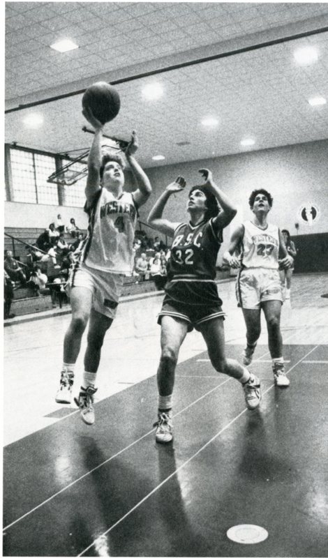 yearbook1990_womensBasketball_001.jpg
