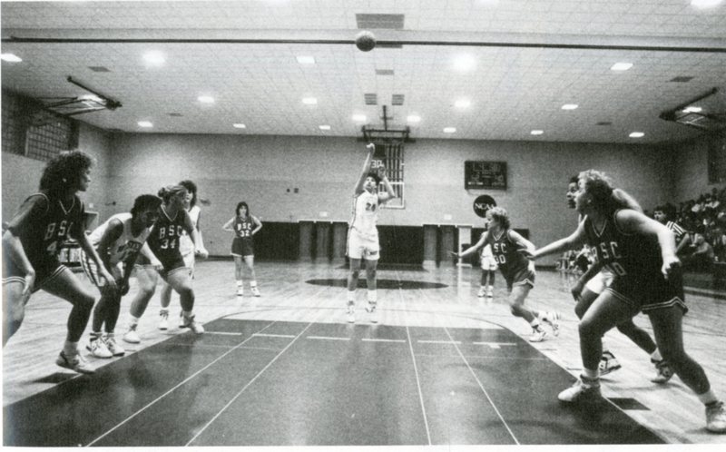 yearbook1990_womensBasketball_004.jpg