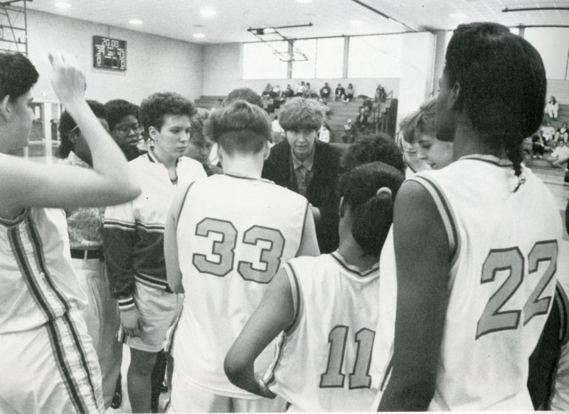 yearbook1991_womensBasketball_002.jpg