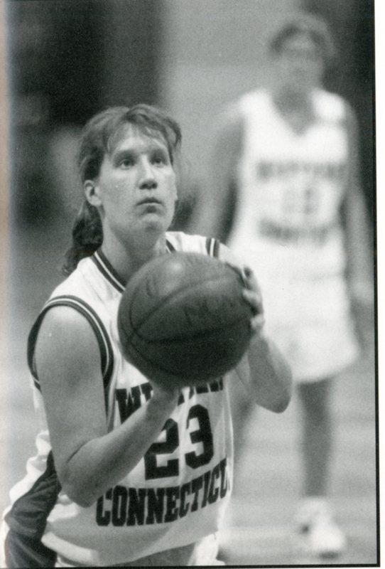 yearbook1998_womensBasketball_002.jpg