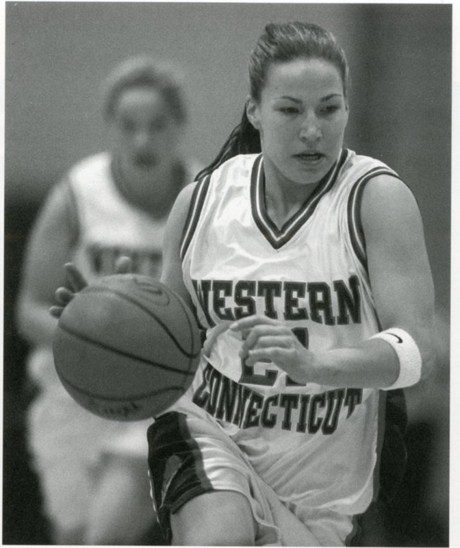 yearbook2001_womensBasketball_001.jpg