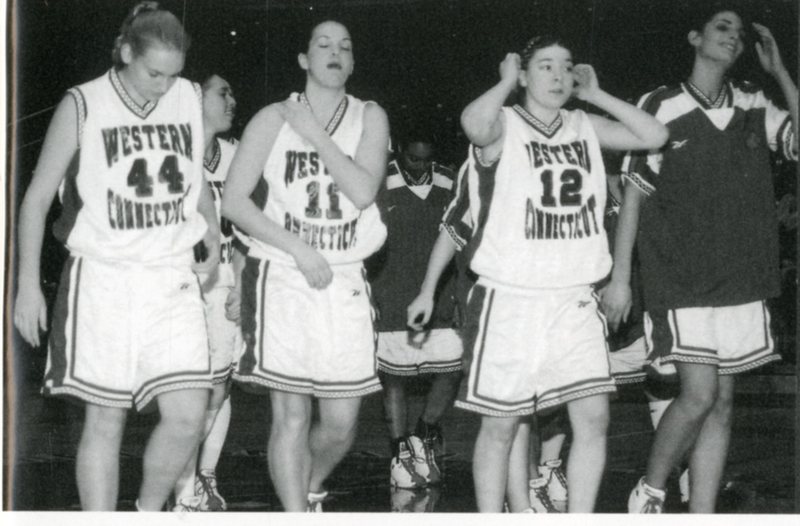 yearbook2002_womensBasketball_006.jpg