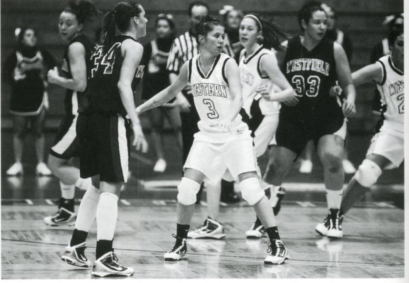 yearbook2010_womensBasketball_003.jpg