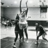 yearbook1990_womensBasketball_002.jpg