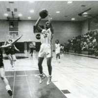 yearbook1990_womensBasketball_005.jpg