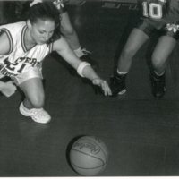 yearbook2001_womensBasketball_003.jpg