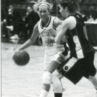 yearbook2010_womensBasketball_006.jpg