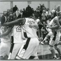 yearbook2010_womensBasketball_009.jpg